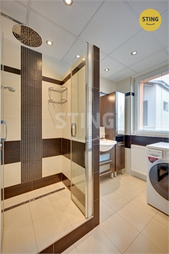 Prodej rodinného domu, 179 m² - 6