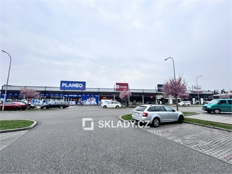 Pronájem obchodních prostor, 795 m² - 2