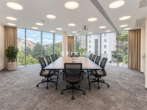 Pronájem kanceláře, 350 m² - 0