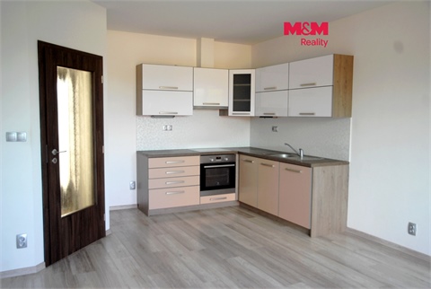 Pronájem bytu 2kk, 56 m² 0