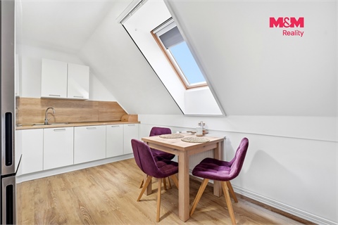 Prodej bytu 3+1, 67 m² - 2