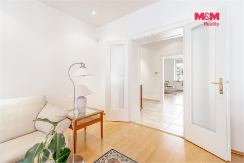 Prodej komerčního objektu, 600 m² - 12
