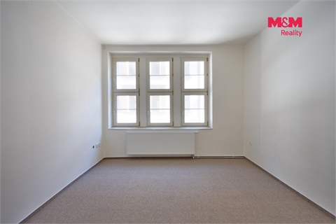 Prodej komerčního objektu, 600 m² - 18