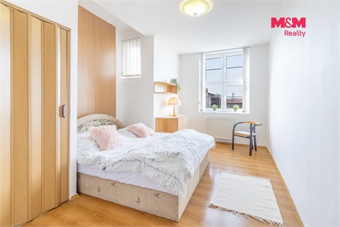 Prodej komerčního objektu, 600 m² 8