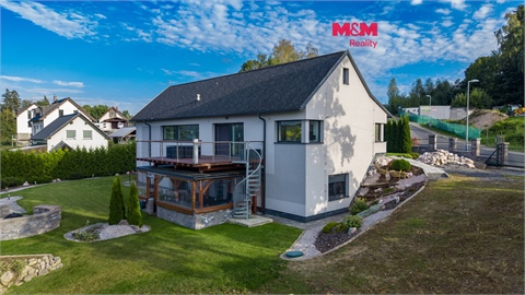 Prodej rodinného domu, 225 m² 0