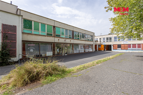 Prodej obchodních prostor, 1 600 m² - 10