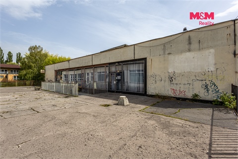 Prodej obchodních prostor, 1 600 m² 10