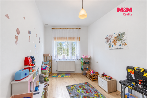 Prodej rodinného domu, 300 m² - 8