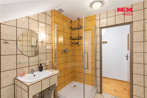 Prodej rodinného domu, 300 m² - 22