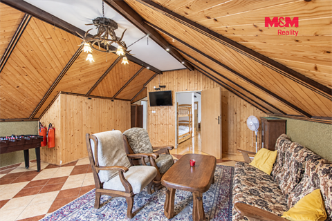Prodej rodinného domu, 300 m² - 18