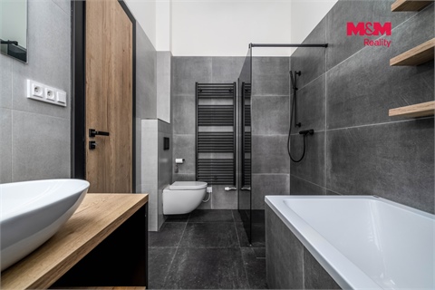Prodej rodinného domu, 192 m² 14