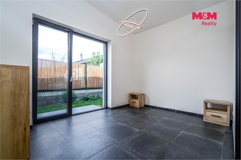 Prodej rodinného domu, 192 m² - 10