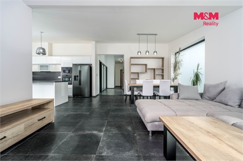 Prodej rodinného domu, 192 m² - 0