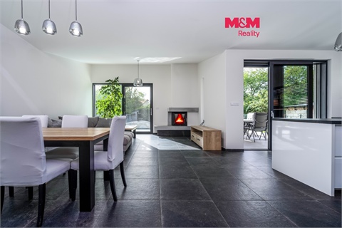 Prodej rodinného domu, 192 m² 0