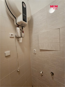 Prodej obchodních prostor, 59 m² 8