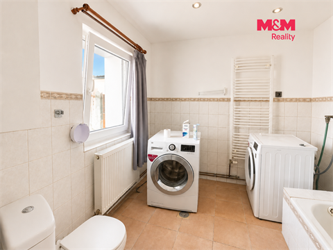 Prodej rodinného domu, 216 m² - 22