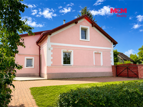 Prodej rodinného domu, 216 m² - 0