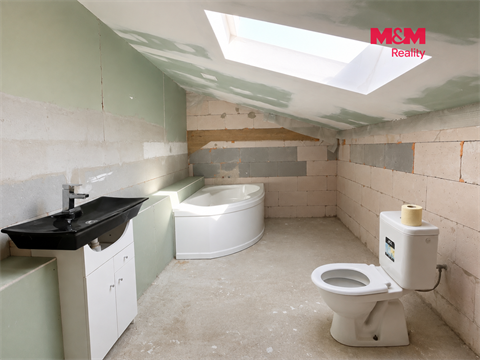 Prodej rodinného domu, 216 m² 14