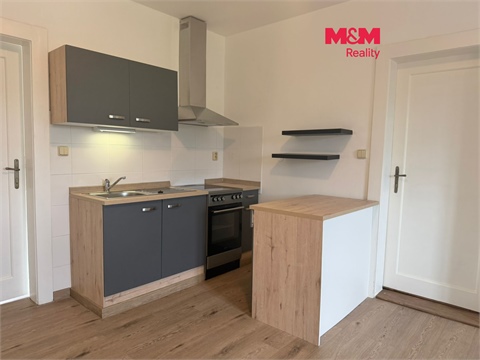 Pronájem bytu 2kk, 48 m² 0