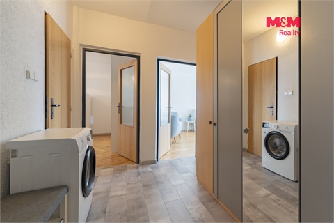 Prodej bytu 2+1, 60 m² 12