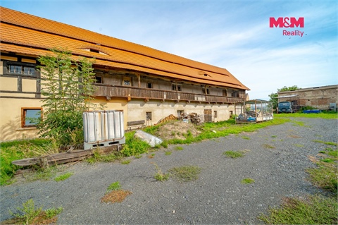 Prodej stavebního pozemku, 3 672 m² - 4