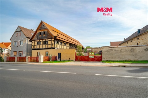 Prodej stavebního pozemku, 3 672 m² 0