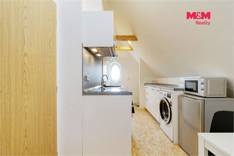 Pronájem bytu 2kk, 72 m² - 8
