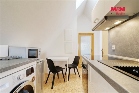 Pronájem bytu 2kk, 72 m² 10