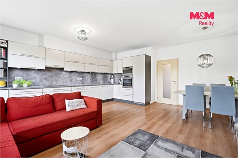 Prodej bytu 3kk, 72 m² 4
