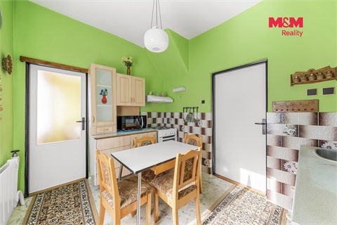 Prodej rodinného domu, 190 m² - 2