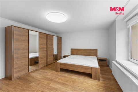 Prodej rodinného domu, 288 m² 8