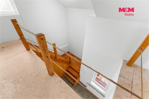 Prodej rodinného domu, 288 m² 12