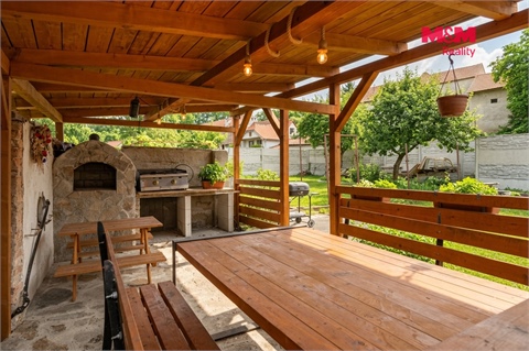 Prodej rodinného domu, 288 m² 4