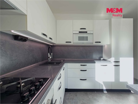 Prodej bytu 3+1, 57 m² - 2