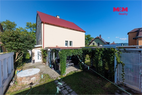 Prodej komerčního objektu, 100 m² 14