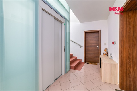 Prodej bytu 5kk, 117 m² - 26
