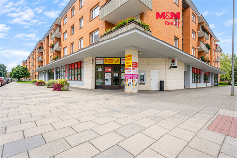 Prodej obchodních prostor, 750 m² 0