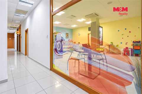 Prodej obchodních prostor, 750 m² 12