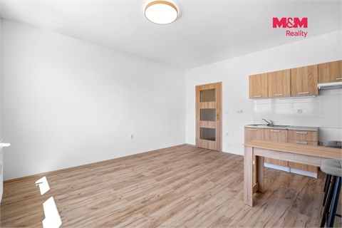 Prodej bytu 1+1, 39 m² - 2