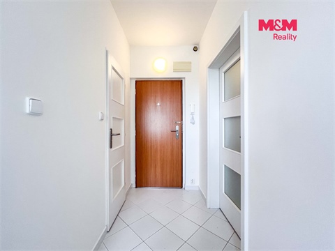 Pronájem bytu 1+1, 31 m² 14