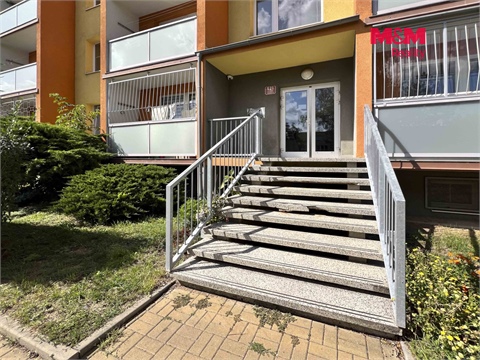 Pronájem bytu 1+1, 31 m² 18