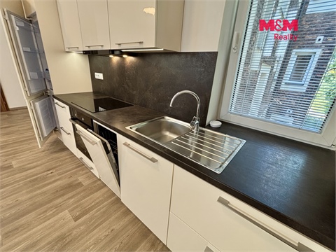 Pronájem bytu 2kk, 64 m² - 2