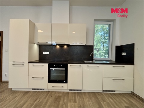 Pronájem bytu 2kk, 64 m² 2