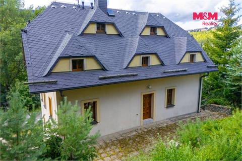 Prodej rodinného domu, 270 m² - 28