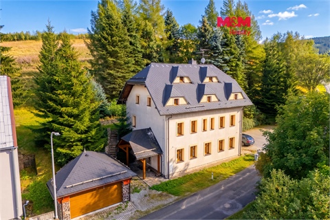 Prodej rodinného domu, 270 m² 0