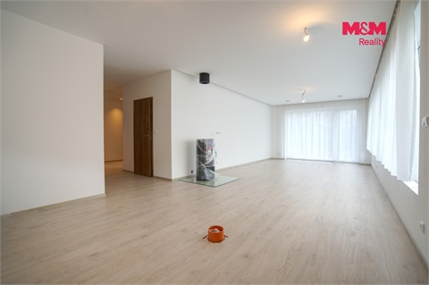 Prodej rodinného domu, 114 m² - 2
