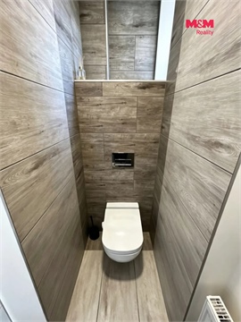 Prodej rodinného domu, 360 m² - 6