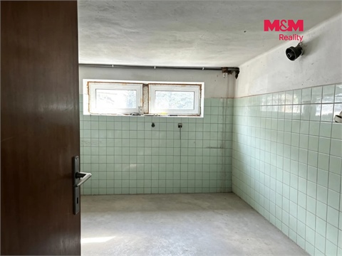 Prodej rodinného domu, 360 m² - 16