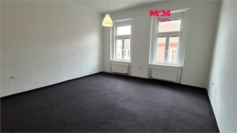 Pronájem bytu 2+1, 56 m² 0