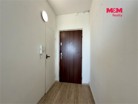 Prodej bytu 1+1, 36 m² 8